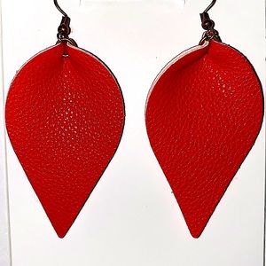 Red Women Lady Leaf Leather Earrings Jewelry